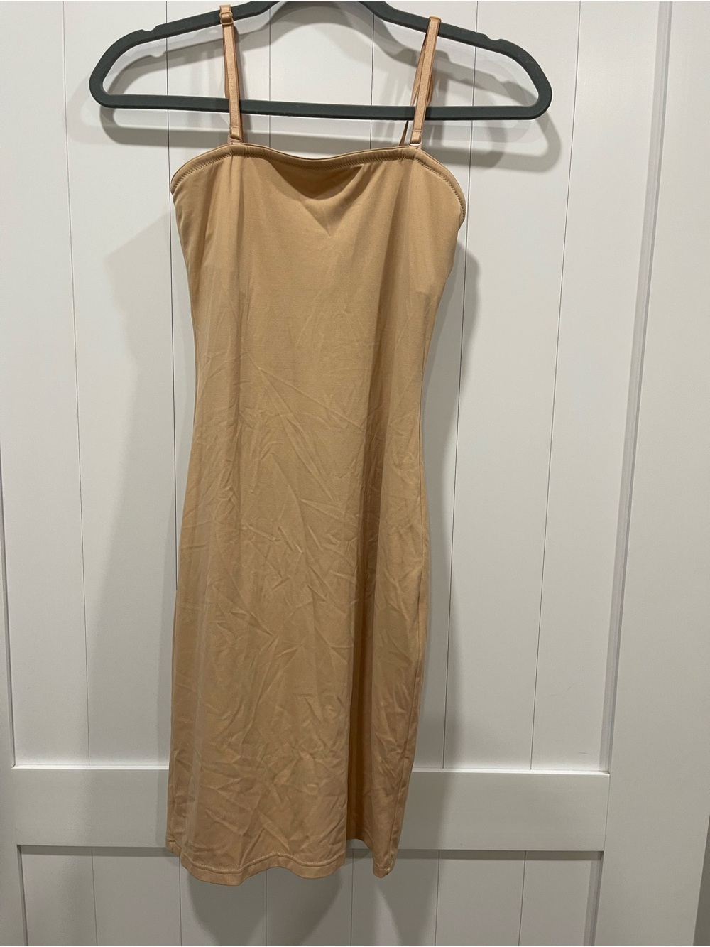 vassarette Nude-Tan Midi Slip Dress Large